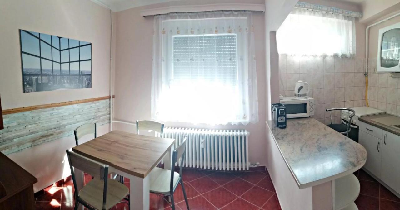 Startpont Apartman Beci Exterior foto