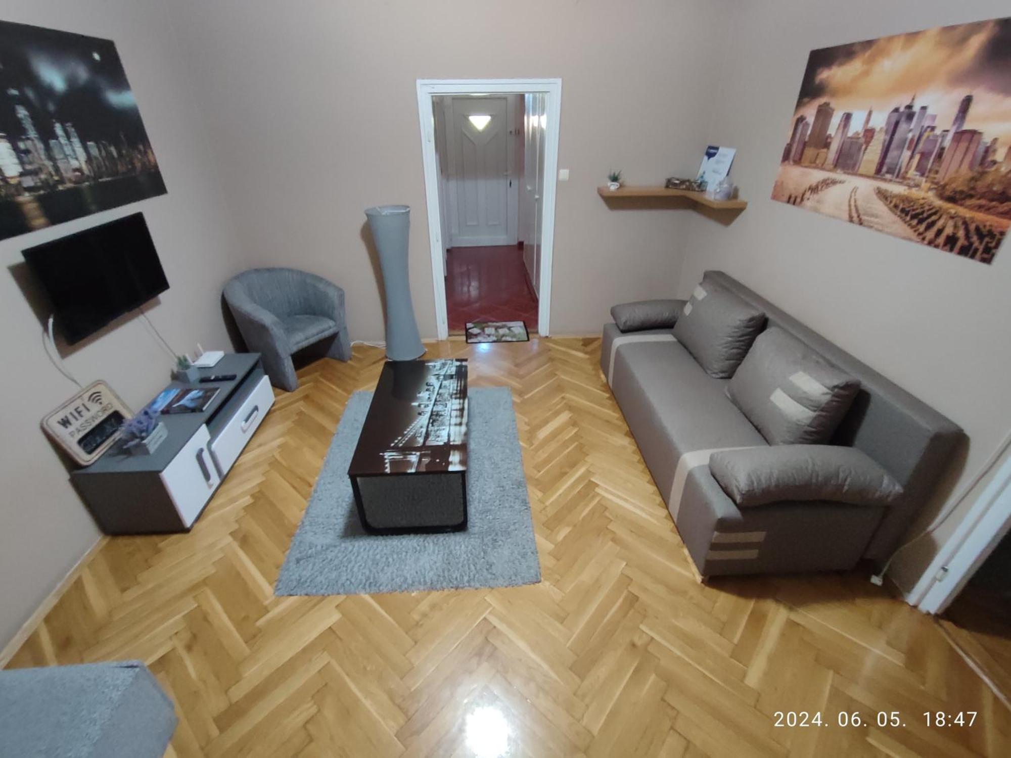 Startpont Apartman Beci Exterior foto