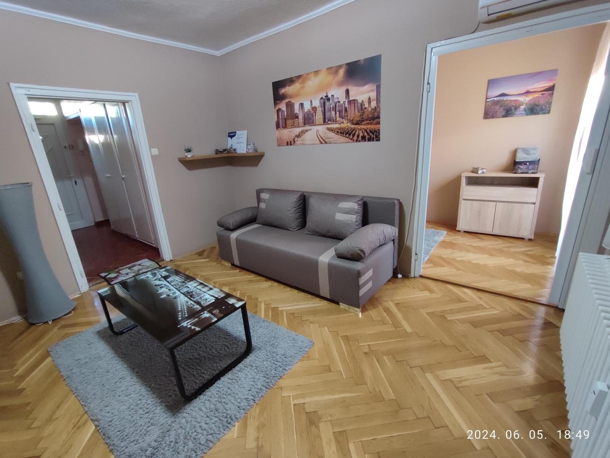 Startpont Apartman Beci Exterior foto