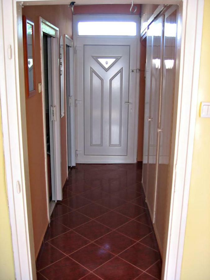 Startpont Apartman Beci Exterior foto